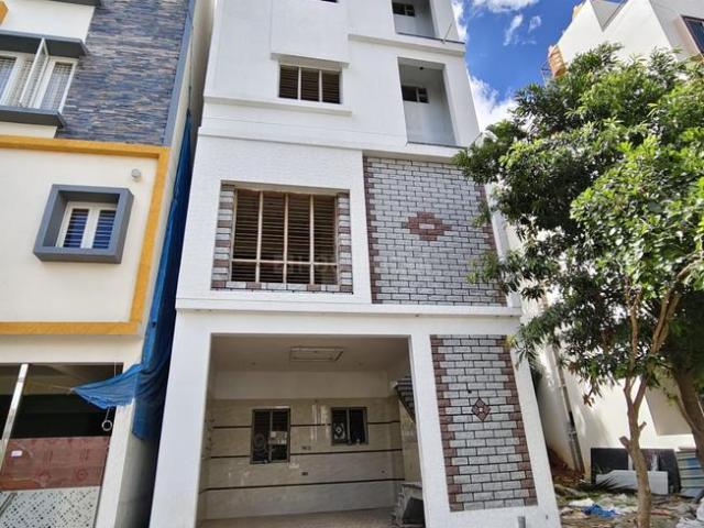 House for sale in Bangalore North, Cox Town - Bangalore
