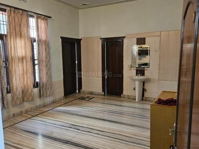 House for rent in Phase 1, Model Town, Bathinda