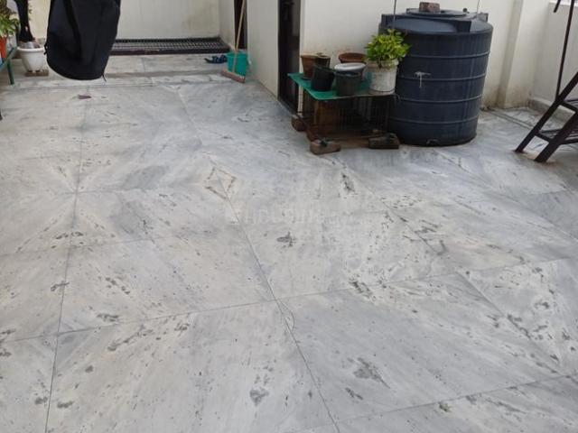 House for sale in Hariana