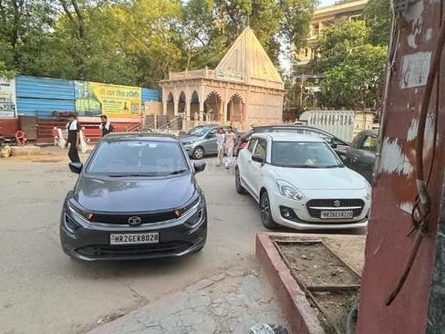 House for sale in Hariana