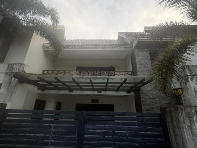 House for sale in Thrissur, Kerala