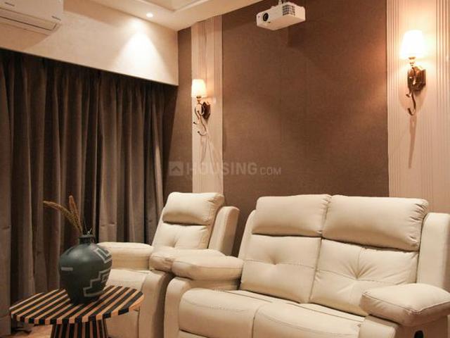 House for sale in Madya