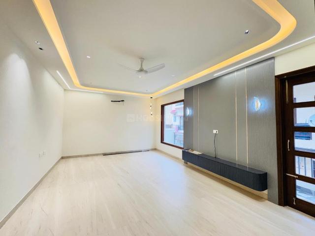 House for sale in Hariana