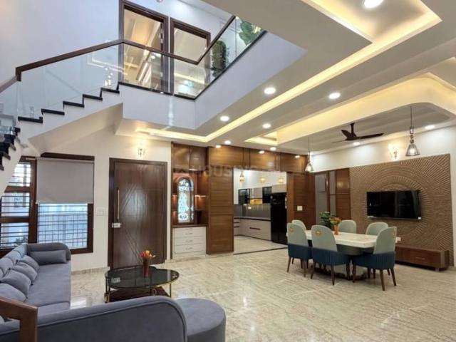 House for sale in Hariana