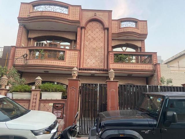 House for sale in Hariana