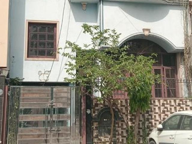 House for sale in Hariana