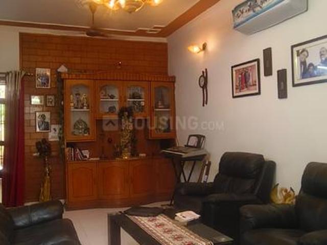 House for sale in Hariana