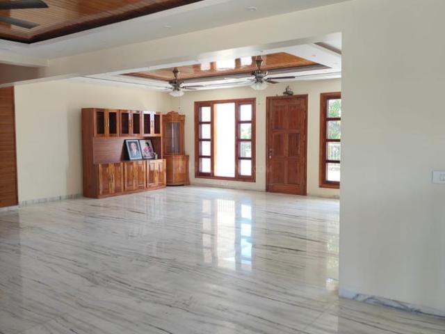 House for rent in Ward 16, Chandigarh