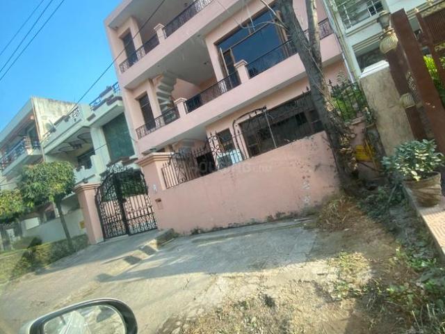 House for sale in Chandigarh, Union Territory Of Chandigarh