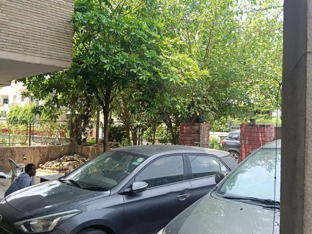 House for sale in Hariana