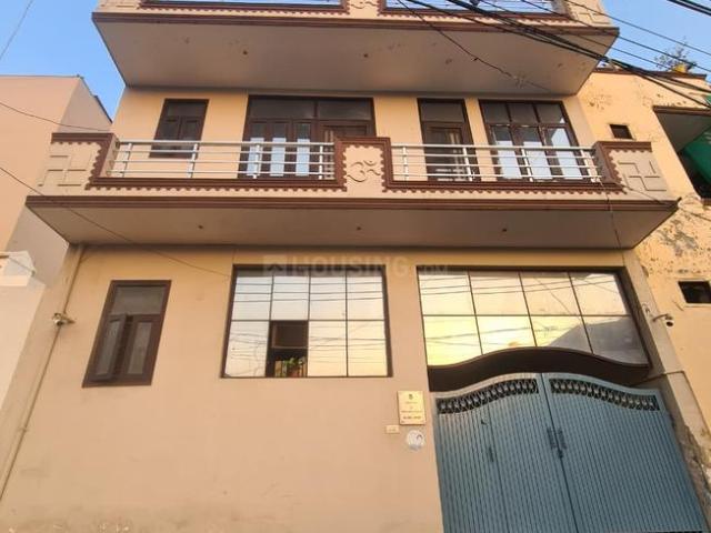 House for sale in Hariana