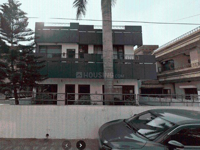 House for sale in Hariana
