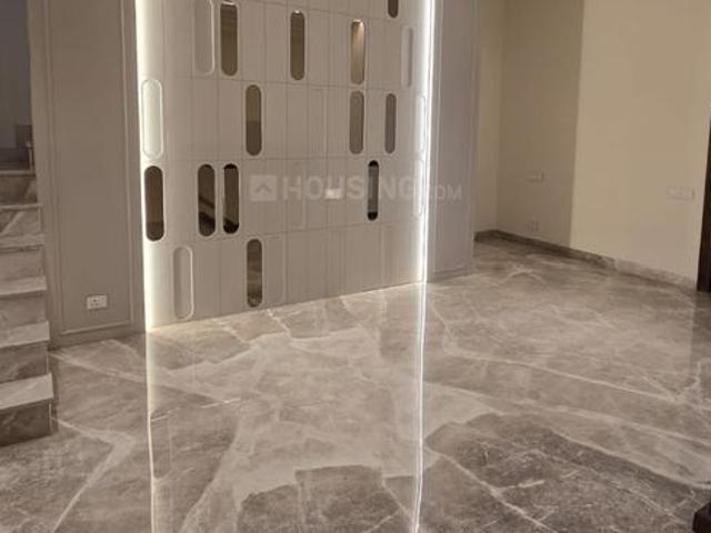 House for sale in Hariana