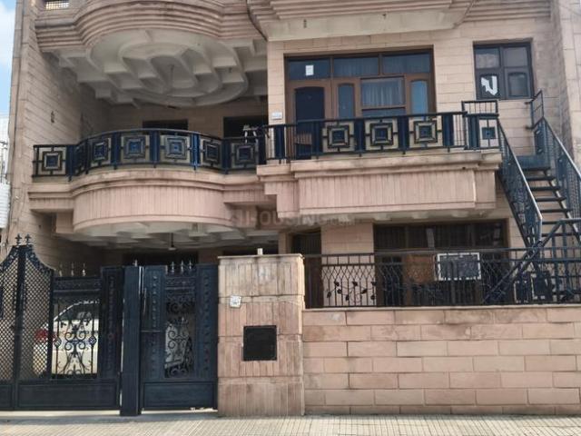 House for sale in Hariana
