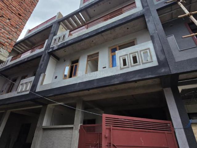 House for sale in Varanasi, Arunachal Pradesh