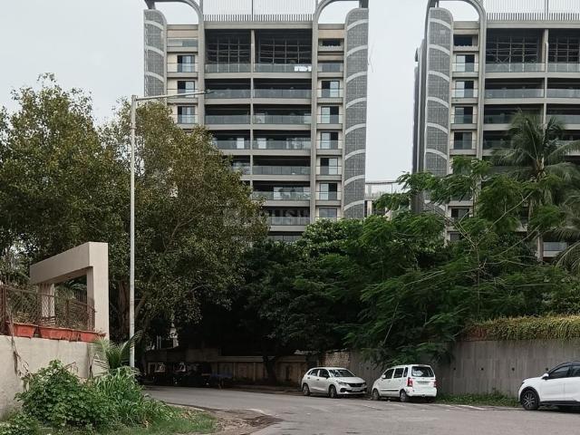 Flat for sale in Surat, Gujarat