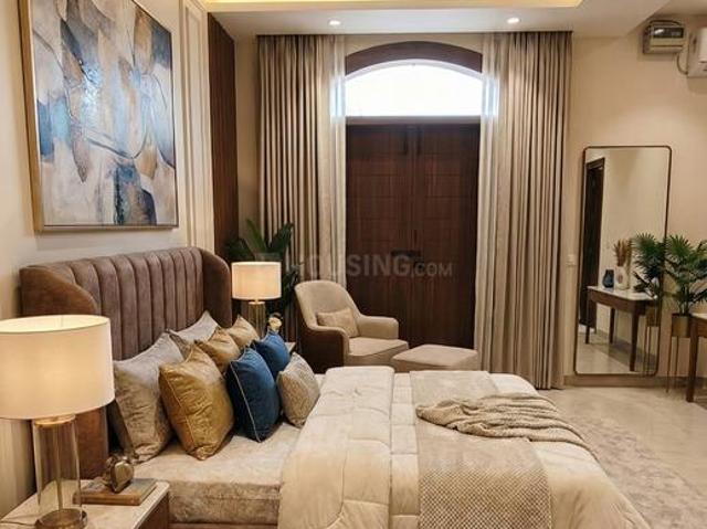Villa for sale in Madya