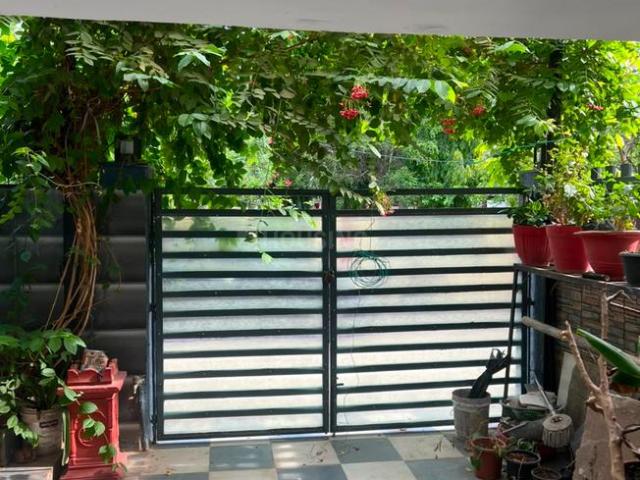 Villa for sale in Madya