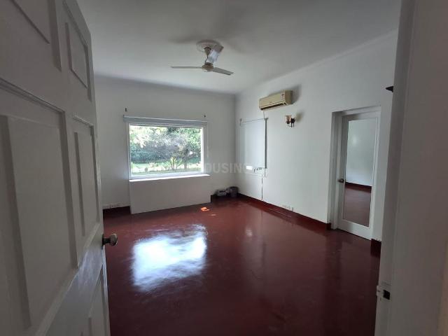 Villa for sale in South Delhi, Deri