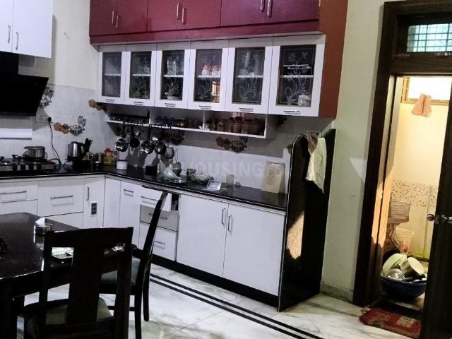 Villa for rent in Madya