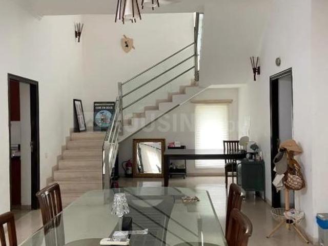 Villa for rent in Jayabheri, Hyderabad