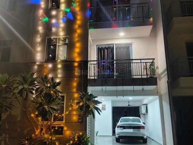 Villa for sale in Godrej Crest, Greater Noida