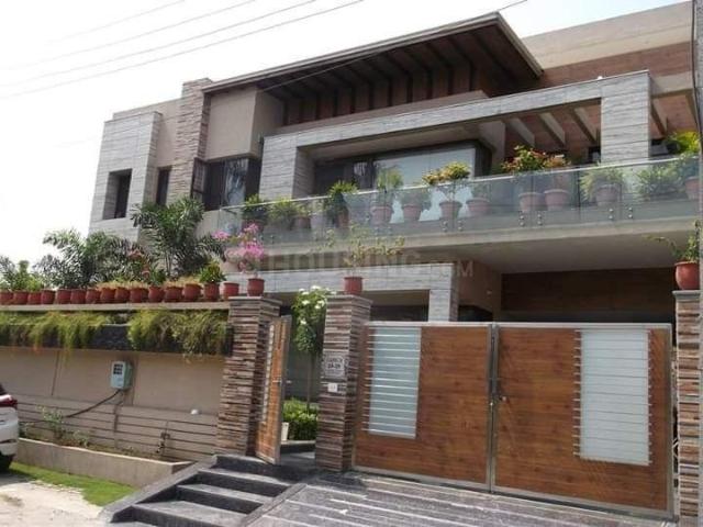 Villa for rent in Ward 1, Chandigarh