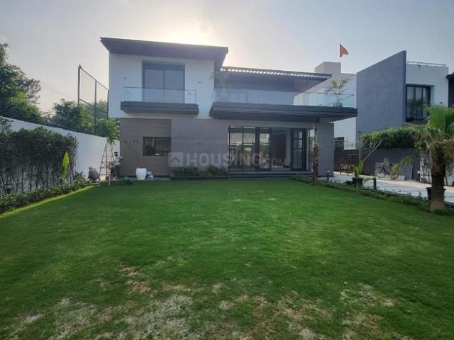 Villa for sale in South Delhi, Deri