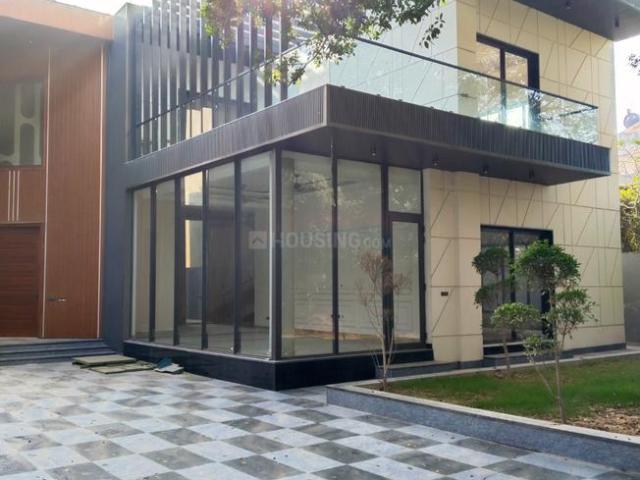 Villa for sale in Deri