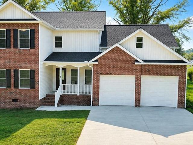 House for sale in Barboursville, West Virginia