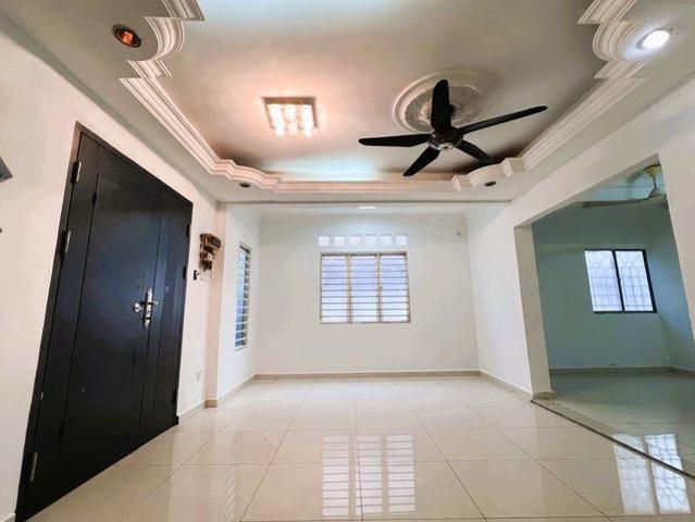 Terraced House for sale in Petaling, Subang Jaya