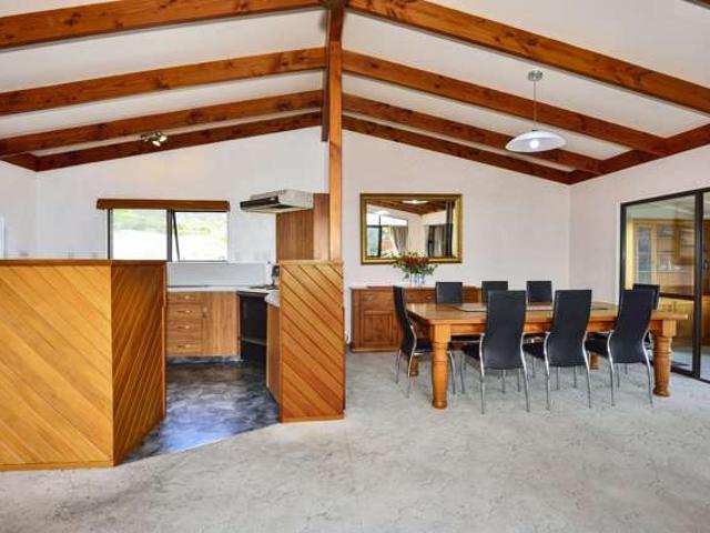 House for sale in Mahia