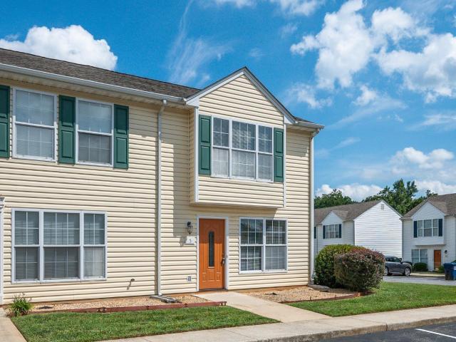 Townhouse for sale in Lynchburg