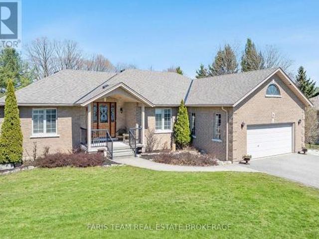House for sale in Wasaga Beach, Ontario