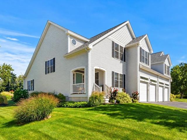 Townhouse for sale in Stratham, Rockingham County