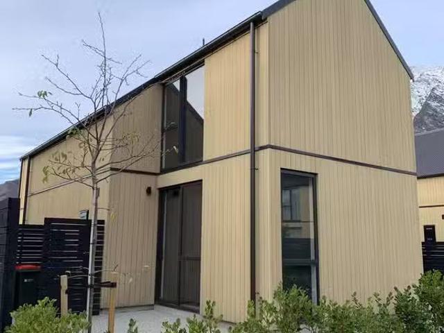 House for rent in Otakou