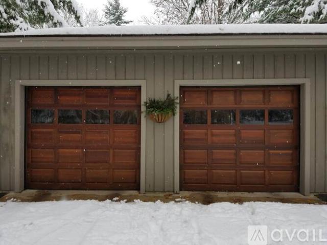 Apartment for rent in Green Lake, Michigan