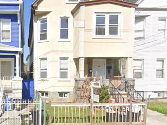Apartment for rent in Elizabeth Apartment for rent in Elizabeth