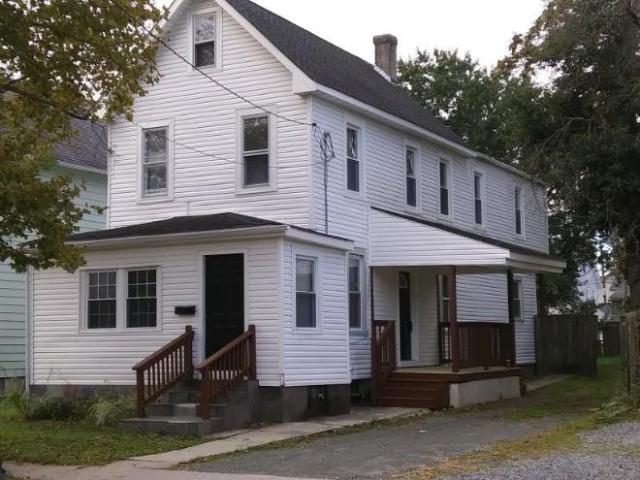 House for rent in Riverside