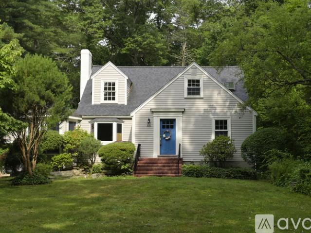 Apartment for rent in Weston, Massachusetts