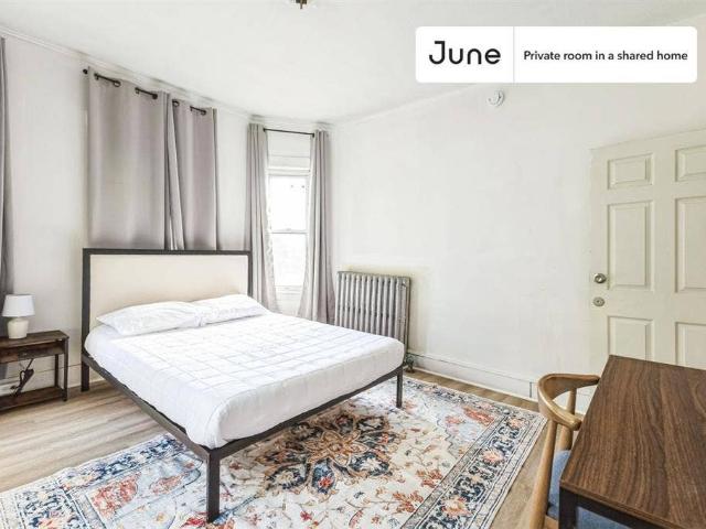 Room for rent in Dedham, Massachusetts