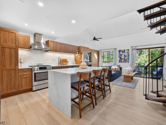 Townhouse for sale in Glenwood, New Jersey