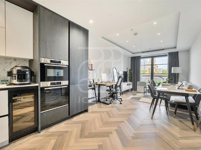 Apartment for rent in The Borough, Greater London