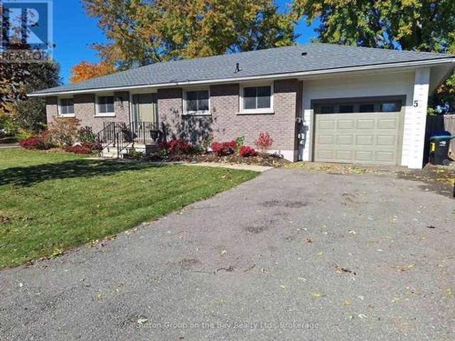 House for sale in Collingwood, Central Ontario