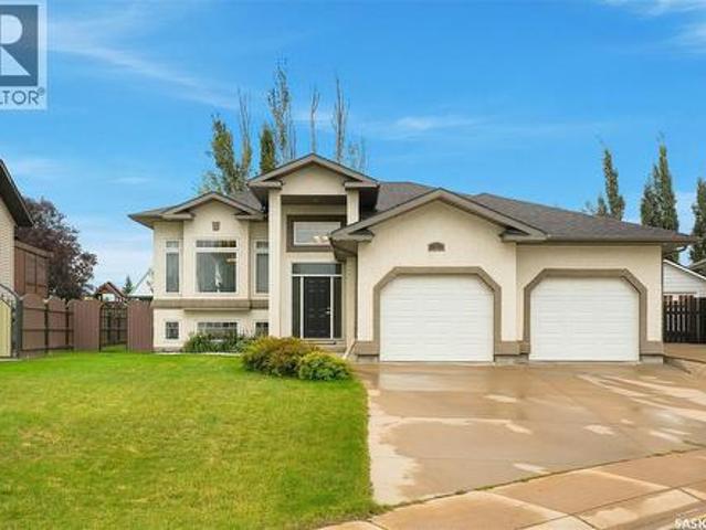 House for sale in Warman, Saskatchewan