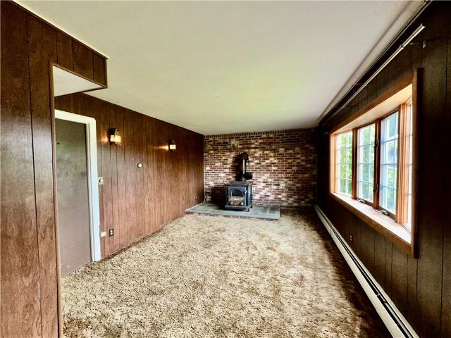 House for sale in Lincoln, Rhode Island