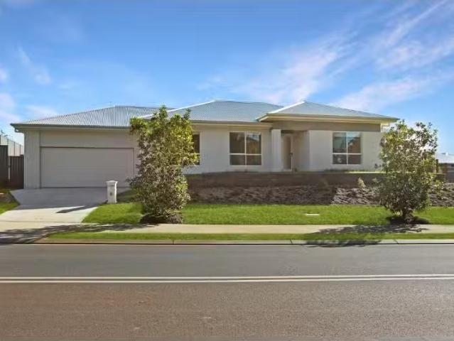 House for rent in Thrumster, New South Wales