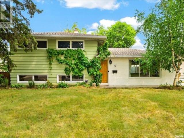 House for sale in Hillsdale, Regina