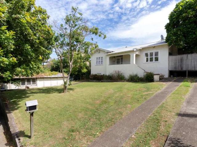 House for sale in Balmoral