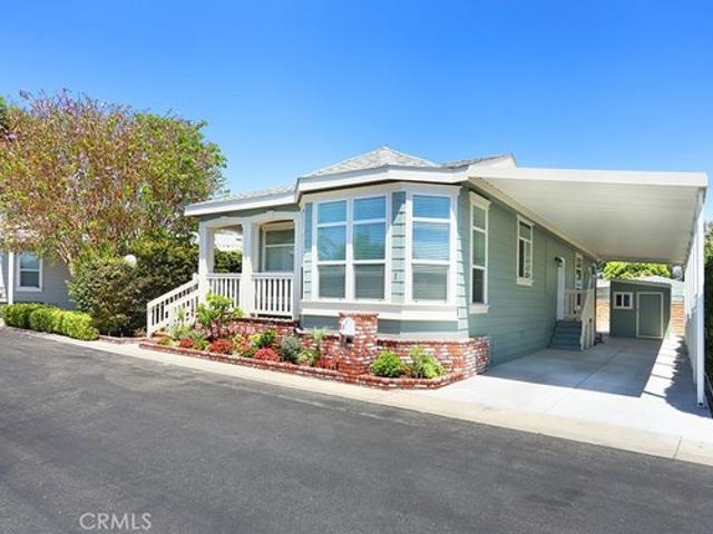 House for sale in Tustin, California